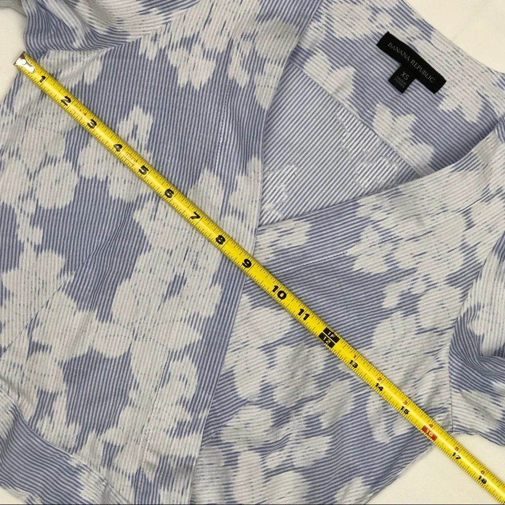 Banana Republic Puff Short Sleeve Blouse Top